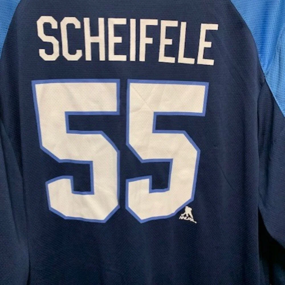 WINNIPEG JETS NHL JERSEY "SCHEIFELE' (SMALL) - Picture 4 of 4